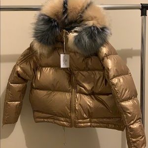 NEW Jacket is reversible GOLD and SILVER